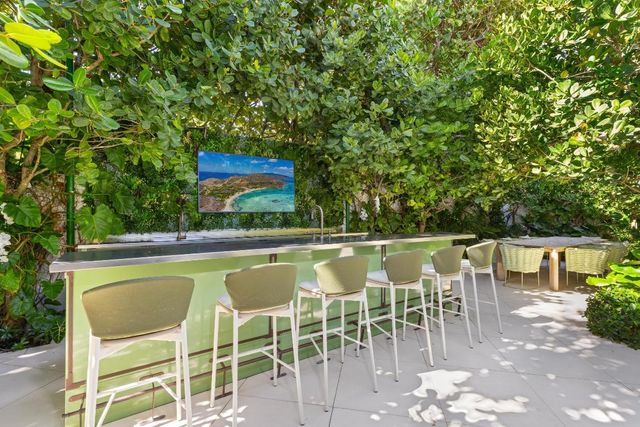 680 S Ocean Boulevard, Palm Beach, FL 33480