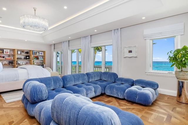 680 S Ocean Boulevard, Palm Beach, FL 33480