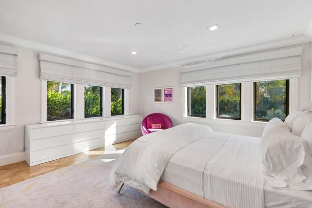 680 S Ocean Boulevard, Palm Beach, FL 33480