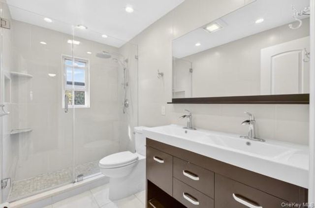 209-20 43rd Avenue, Bayside, NY 11361