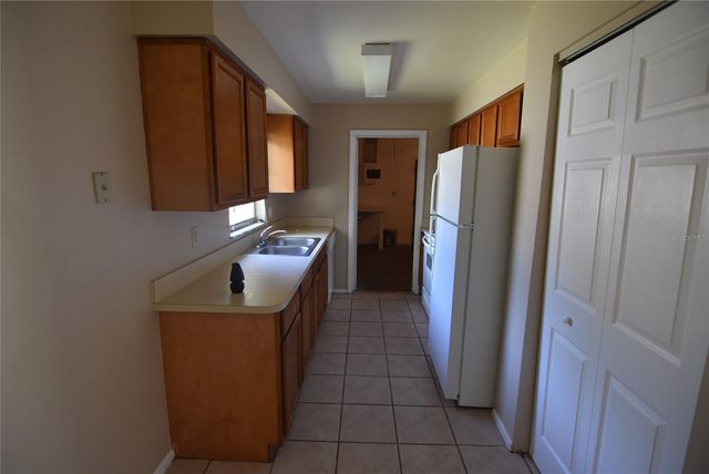 423 LONGWOOD CIRCLE, Longwood, FL 32750