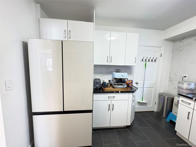 41-75 Morgan Street, Little Neck, NY 11363