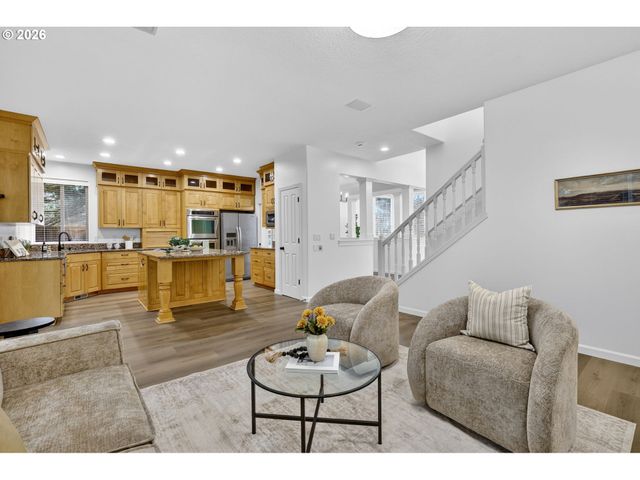 15905 Sw LOON Dr, Beaverton, OR 97007