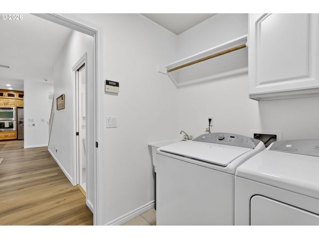 15905 Sw LOON Dr, Beaverton, OR 97007