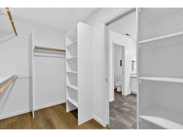 15905 Sw LOON Dr, Beaverton, OR 97007