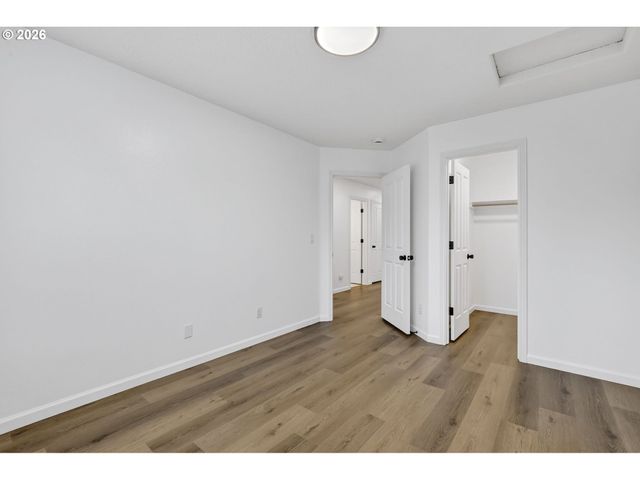 15905 Sw LOON Dr, Beaverton, OR 97007