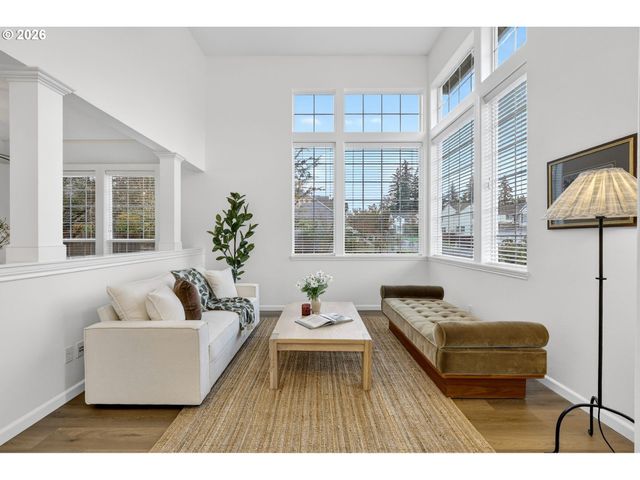 15905 Sw LOON Dr, Beaverton, OR 97007