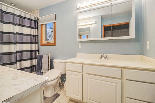 1924 Amboy Street, Dearborn Heights, MI 48127