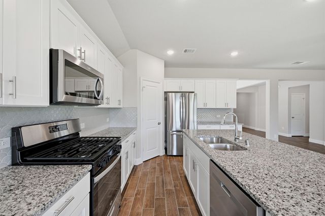 425 Hoot Owl Hill, Celina, TX 75009