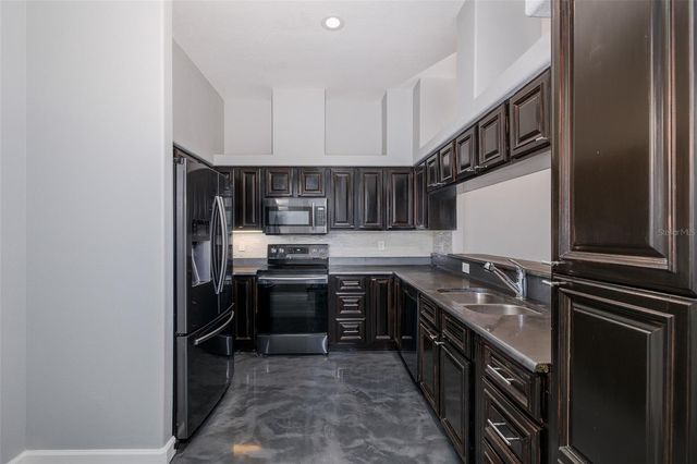 2989 ESTANCIA PLACE, Clearwater, FL 33761