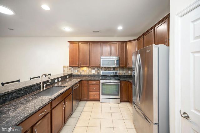 144 CASTLE HILL DR, Fredericksburg, VA 22406