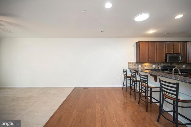 144 CASTLE HILL DR, Fredericksburg, VA 22406
