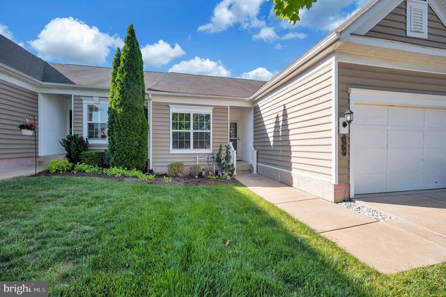 144 CASTLE HILL DR, Fredericksburg, VA 22406