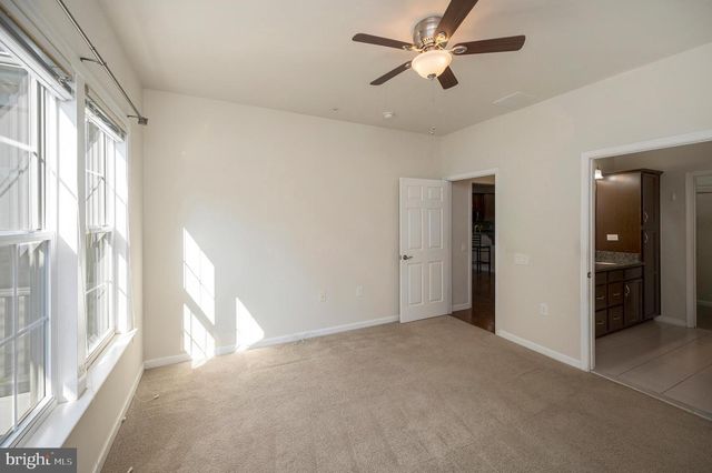 144 CASTLE HILL DR, Fredericksburg, VA 22406