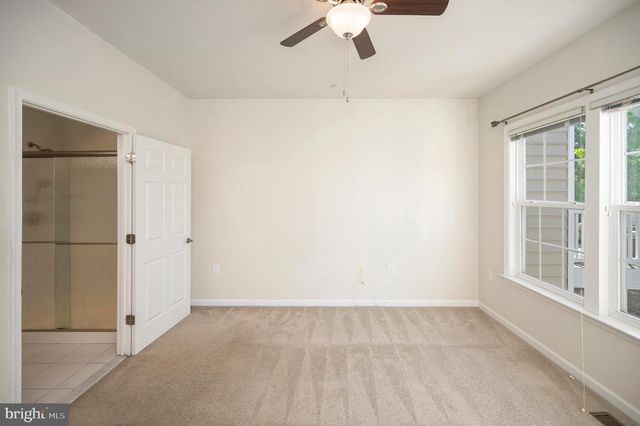 144 CASTLE HILL DR, Fredericksburg, VA 22406