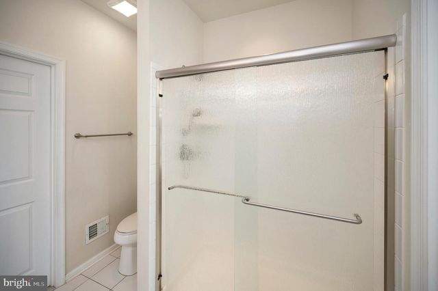 144 CASTLE HILL DR, Fredericksburg, VA 22406
