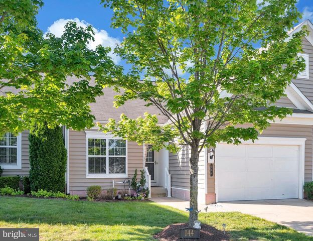 144 CASTLE HILL DR, Fredericksburg, VA 22406