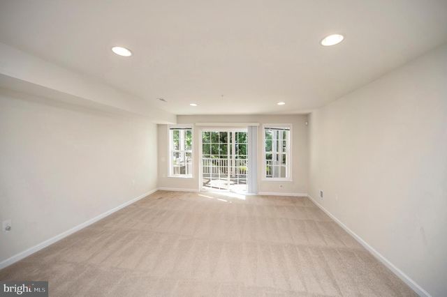144 CASTLE HILL DR, Fredericksburg, VA 22406