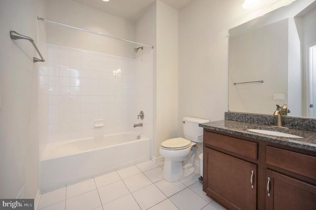 144 CASTLE HILL DR, Fredericksburg, VA 22406