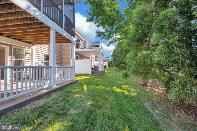 144 CASTLE HILL DR, Fredericksburg, VA 22406