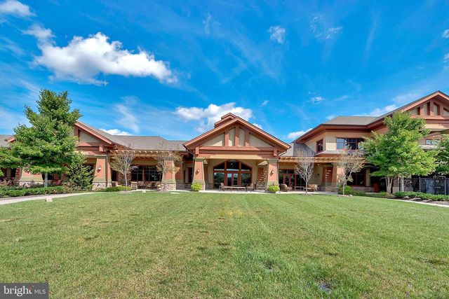 144 CASTLE HILL DR, Fredericksburg, VA 22406