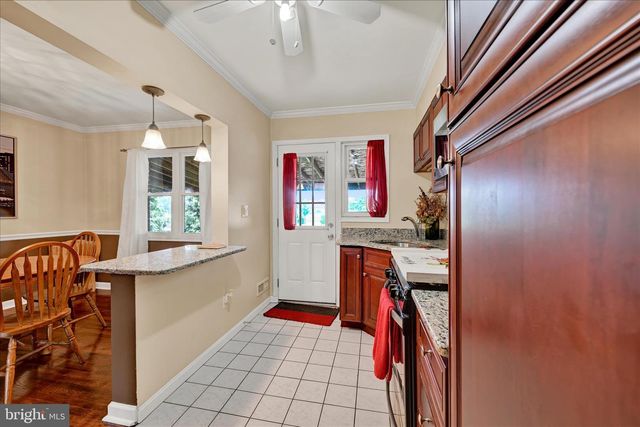 3222 WALLFORD DR, Baltimore, MD 21222