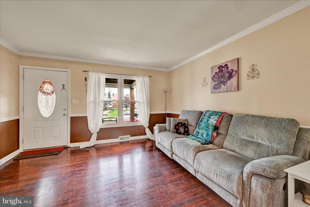 3222 WALLFORD DR, Baltimore, MD 21222