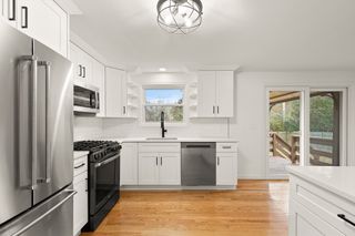 163 Hayward St 163, Bridgewater, MA 02324