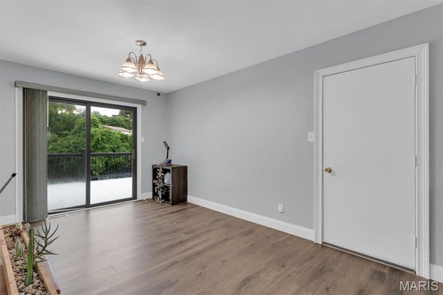 156 Ron De Le, Arnold, MO 63010