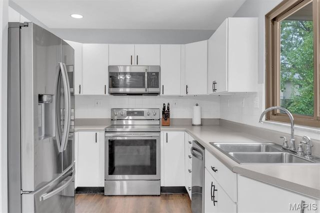 156 Ron De Le, Arnold, MO 63010
