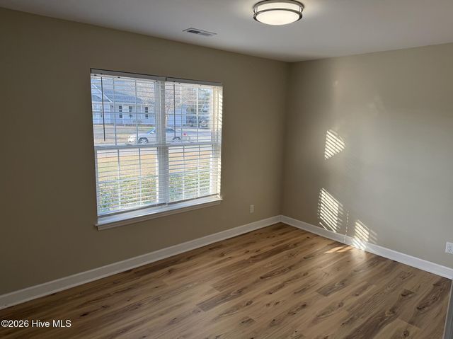 6910 Daybreak Lane, Wilmington, NC 28411