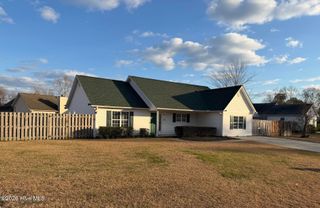 6910 Daybreak Lane, Wilmington, NC 28411