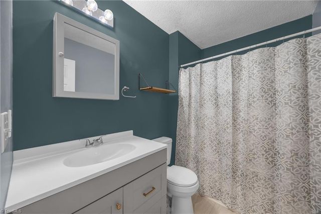 14 Brandy Court, Greensboro, NC 27409