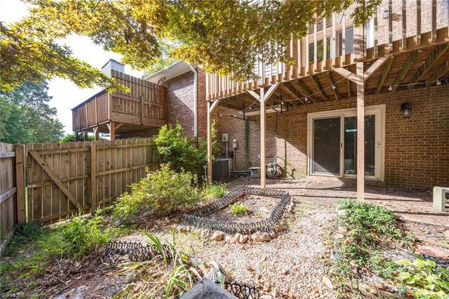 14 Brandy Court, Greensboro, NC 27409