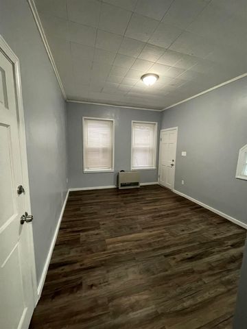 66 Orange Street, Manchester, NH 03104