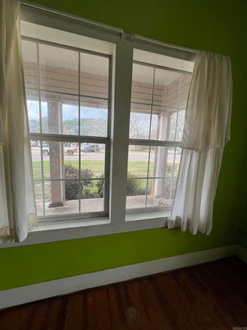 721 S Main Street, Nashville, AR 71852