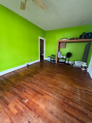 721 S Main Street, Nashville, AR 71852