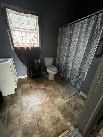 721 S Main Street, Nashville, AR 71852