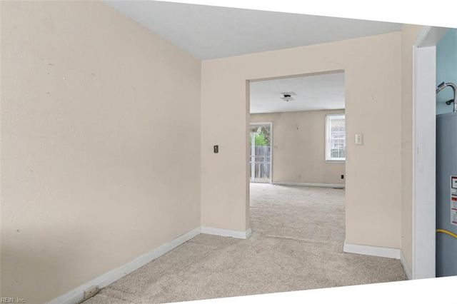 7531 Yorktown DR, Norfolk, VA 23505