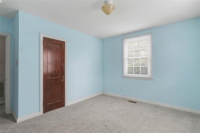 7531 Yorktown DR, Norfolk, VA 23505