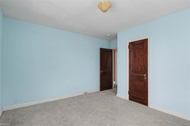 7531 Yorktown DR, Norfolk, VA 23505