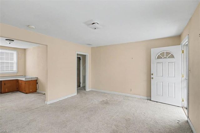 7531 Yorktown DR, Norfolk, VA 23505
