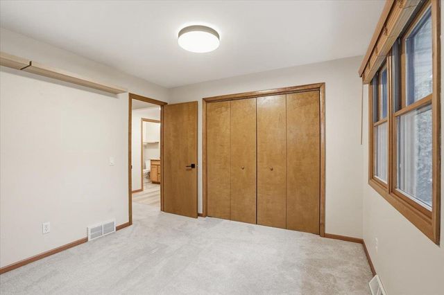 5566 Mary Lake Road, Waunakee, WI 53597