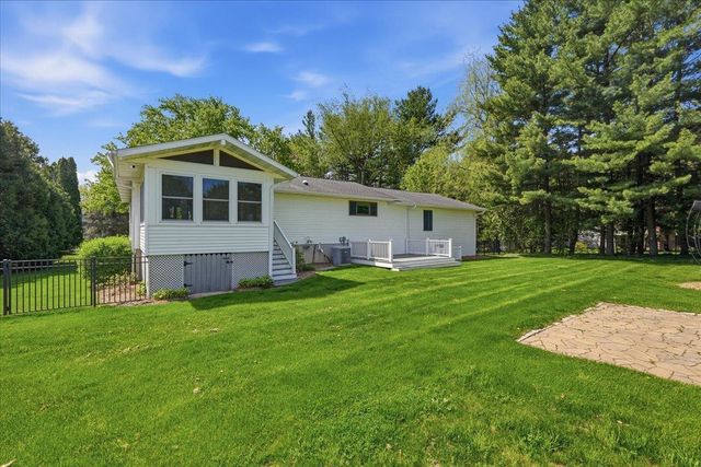 5566 Mary Lake Road, Waunakee, WI 53597