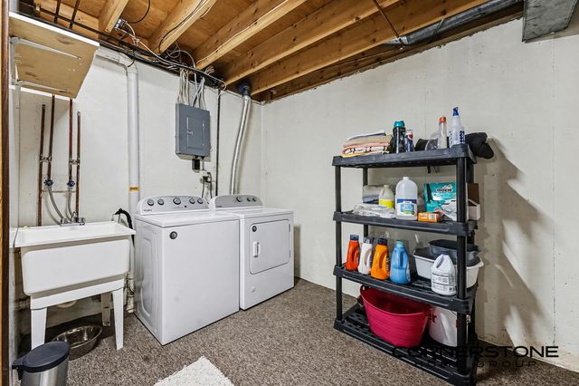 2158 Ter Van Drive NE, Grand Rapids, MI 49505