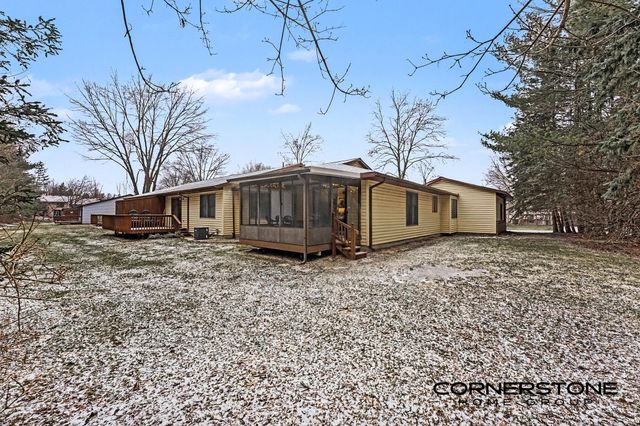 2158 Ter Van Drive NE, Grand Rapids, MI 49505