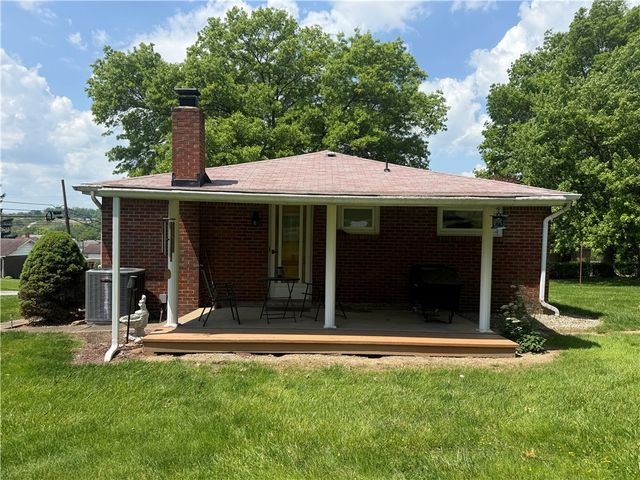 151 Huntingdon Rd, South Huntingdon, PA 15695