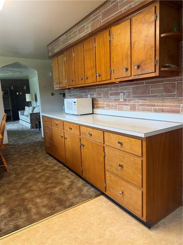 151 Huntingdon Rd, South Huntingdon, PA 15695
