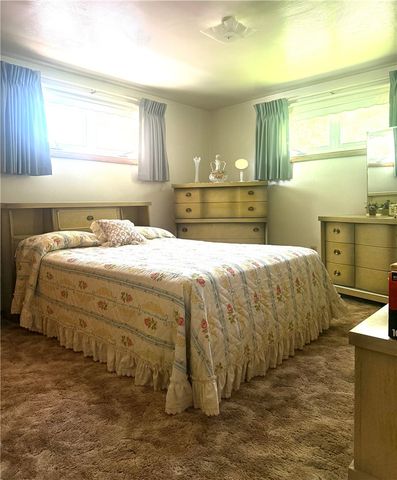 151 Huntingdon Rd, South Huntingdon, PA 15695
