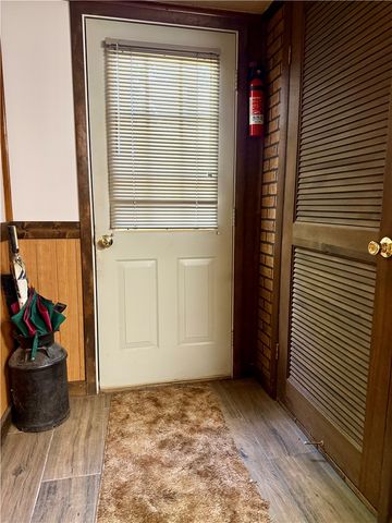 151 Huntingdon Rd, South Huntingdon, PA 15695